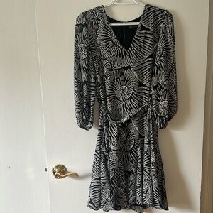 WHBM 3/4 sleeve dress